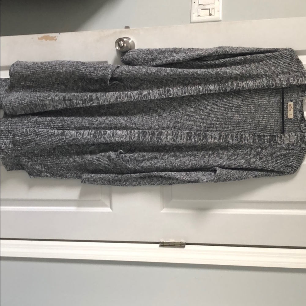 Hollister grey sweater kimono
